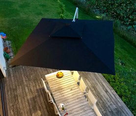From sun to sunset: extend your summer evenings with your own Solero parasol.